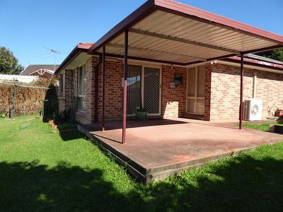 33 Mclaren Place, Ingleburn