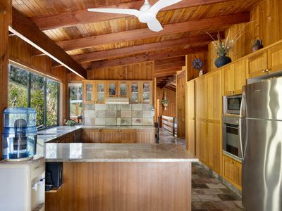 1194 Tamborine-Oxenford Road, Wongawallan