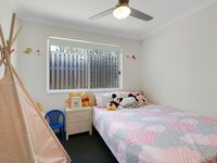 7 Dray Court, Riverhills