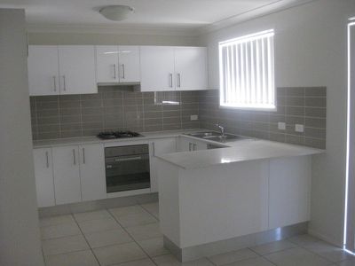 5 / 5 Vlatko Drive, West Hoxton