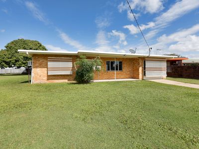25 Chauvel Street, South Mackay