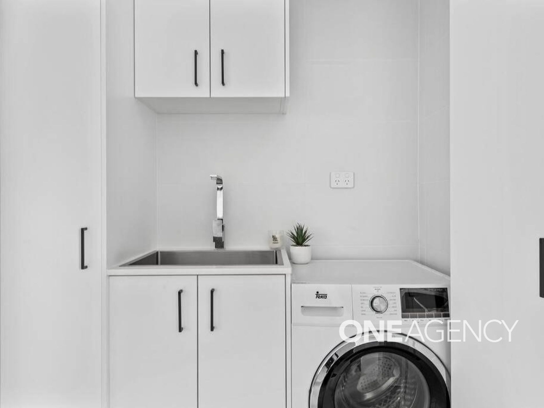 2 / 42 Nurrawallee Street, Ulladulla