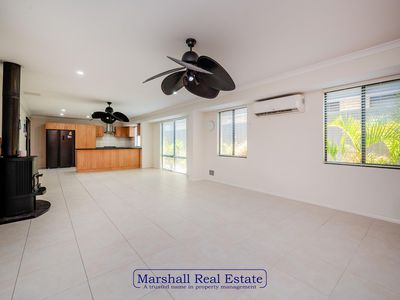 1 Willard Cct, Banksia Grove