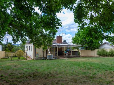 2 ROSEHILL STREET, West Bathurst