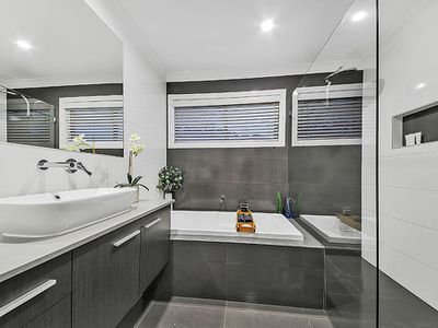 81 Feathertail Place, Wakerley