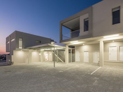 3/396 Albert Street, Balcatta