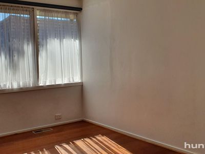 2 Rosebery Street, Altona Meadows