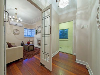 307 Chatsworth Rd, Coorparoo