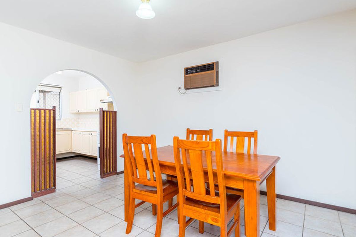 4 / 20 Alston Avenue, Como