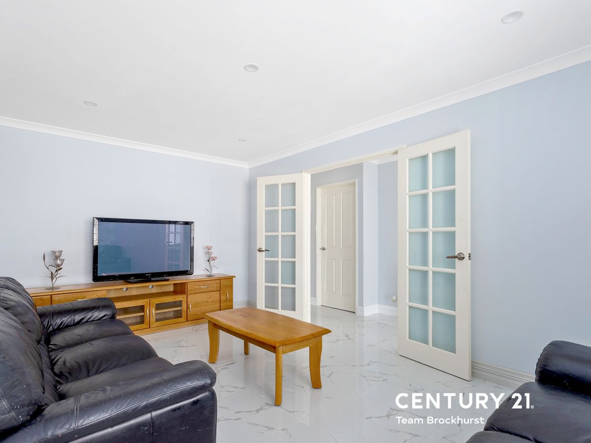 21 Pomera Drive, Byford