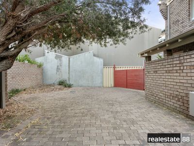 4 / 214 Carr Place, Leederville