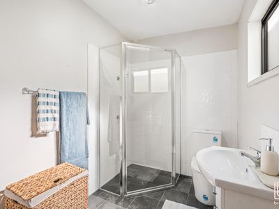 8 Georgina Avenue, Gorokan