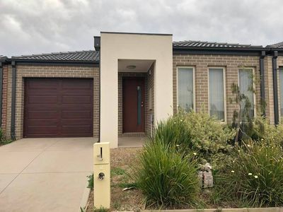 3 Bondi Parade, Point Cook