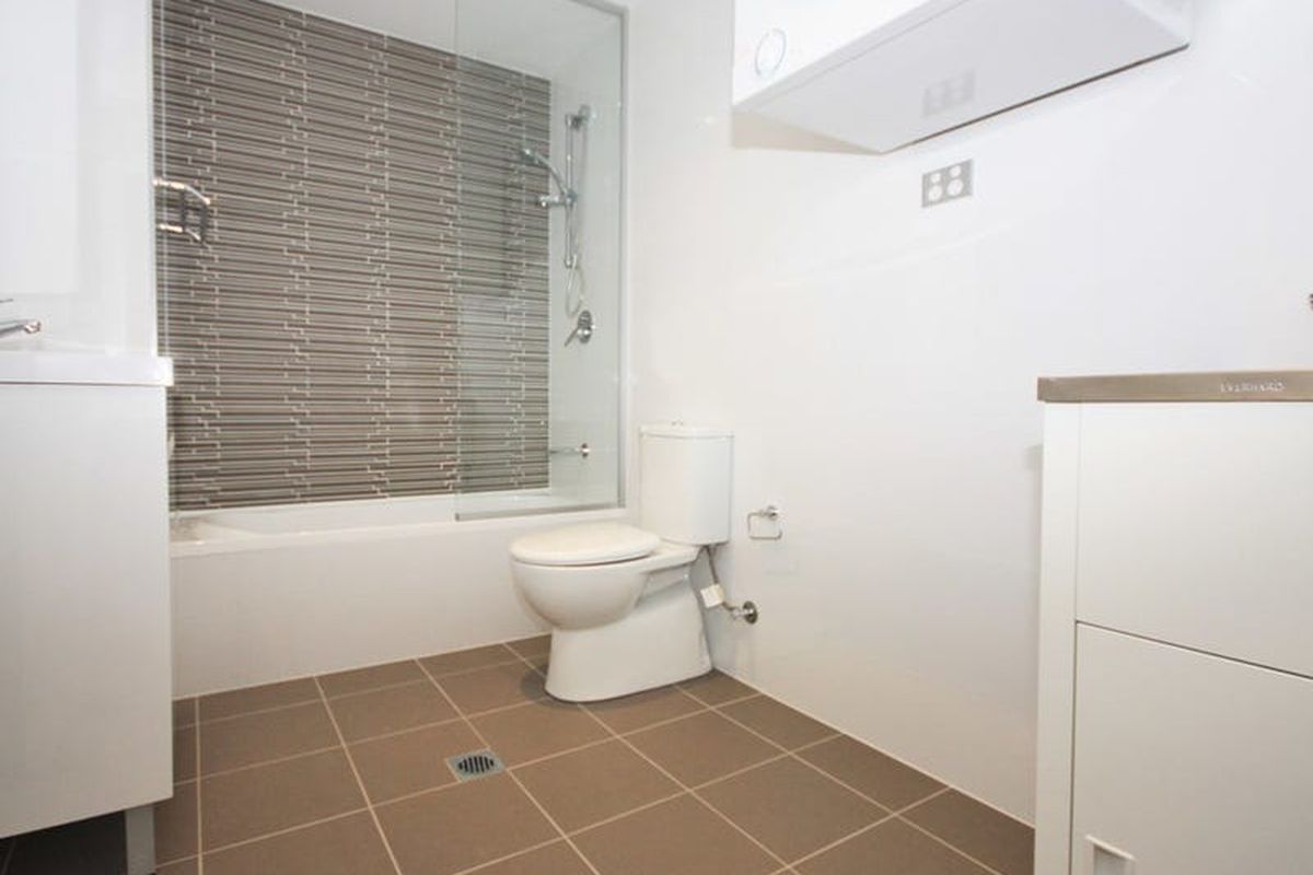P409 / 81 Courallie Avenue, Homebush West