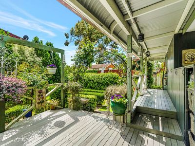 9 Wandoo Place, Bradbury