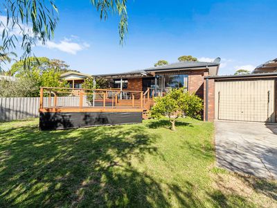 8 Dahlia Street, Dromana