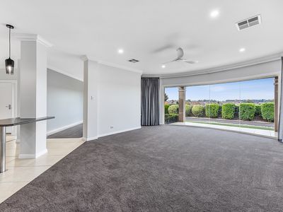1 / 2 Red Oak Place, Mount Gambier