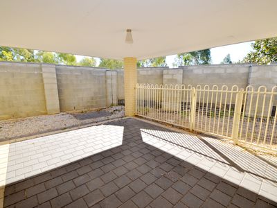 4 Ashendon Boulevard, Hammond Park