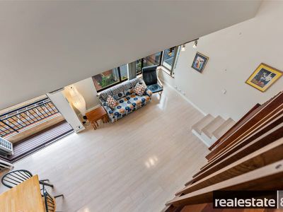 19 / 35 Goderich, East Perth