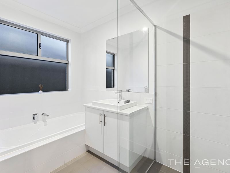 11 Crombie Way, Baldivis