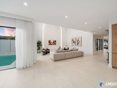 10 Benelong Avenue, Smithfield