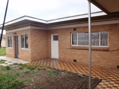 16 Lester Ave, St Albans