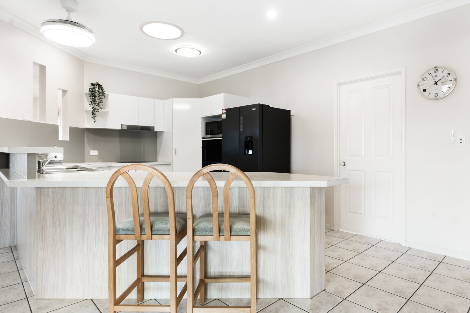 Photo 5 of 19, 3 Carruthers Court, Cooroy
