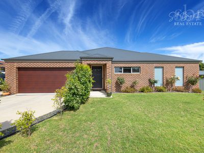 3 DYRING STREET, Tallangatta