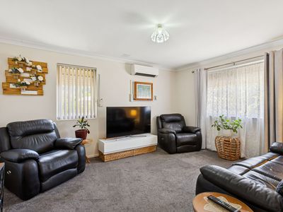 2 Grogan Close, Lockridge