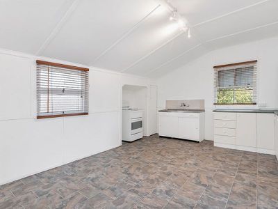 18 Chubb Street, One Mile