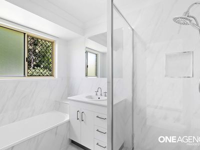 6 Arlington Court, Kawungan