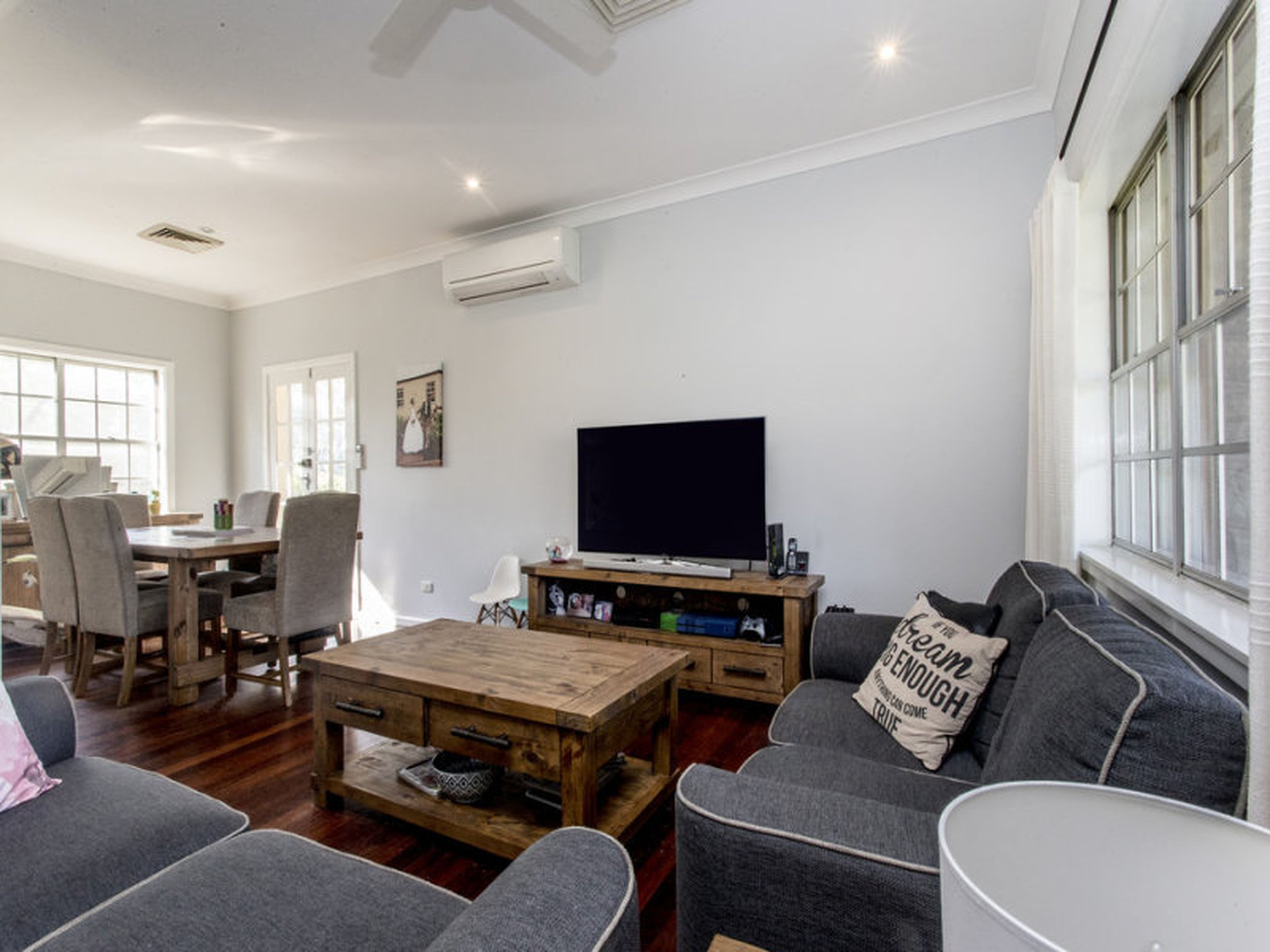 9 Hillcrest Avenue, PENRITH