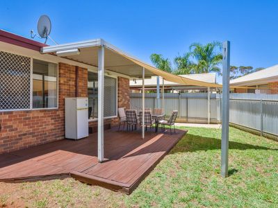 3 / 2 Lyall Street, Lamington