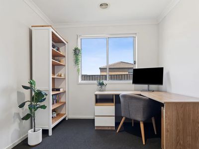 12 Pinebank Street, Werribee