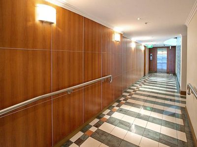 1306 / 174 Goulburn Street, Surry Hills