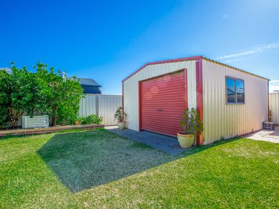 5 Emerald Way, Australind