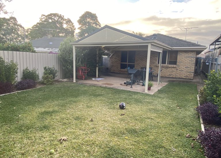 10 Sandison Avenue, Park Holme