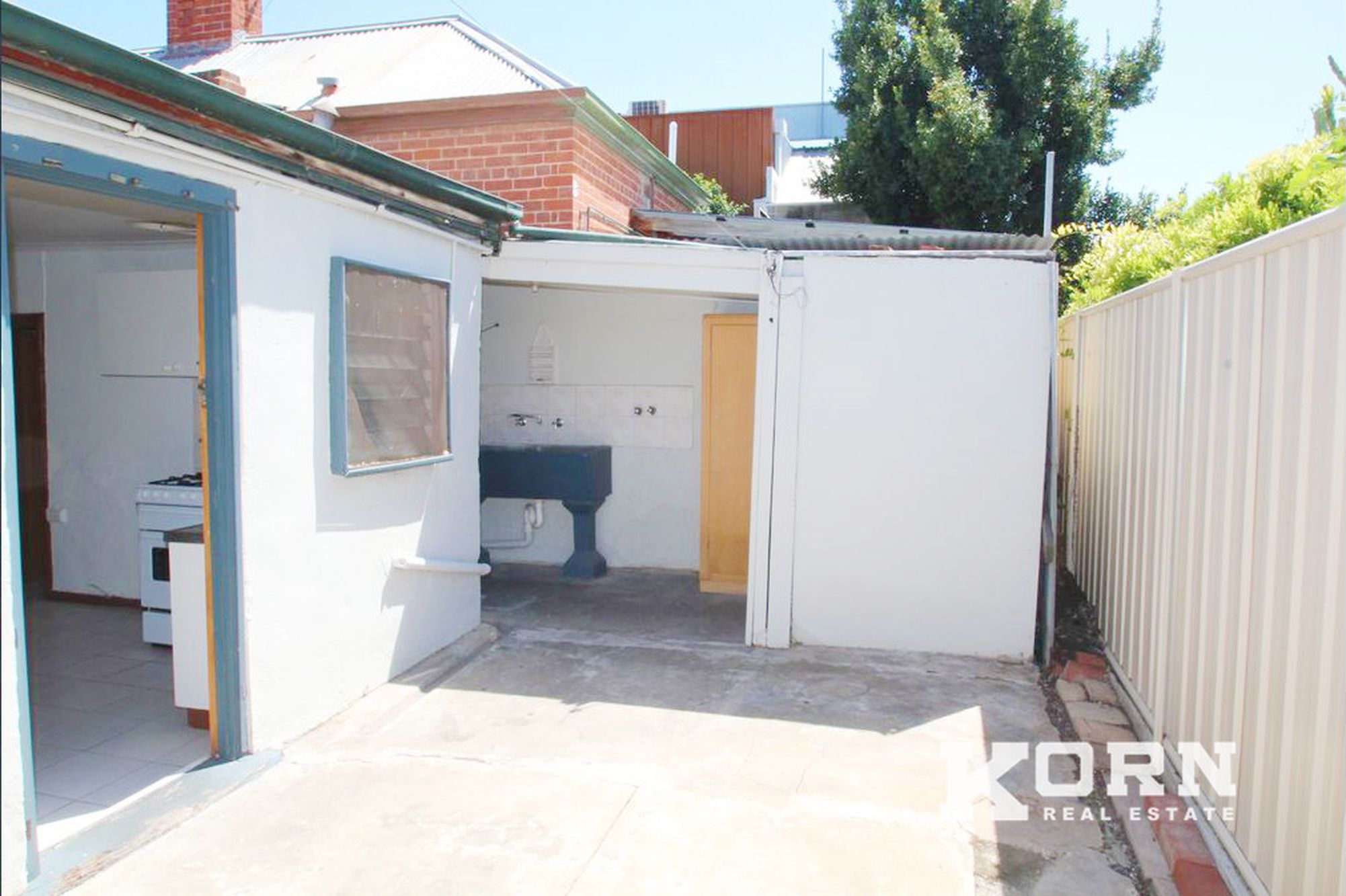 16 George court, Adelaide