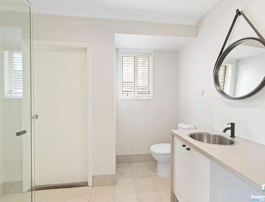 A 3 Bedroom Home PLUS Bonus Room in The Parklands Estate  image 12