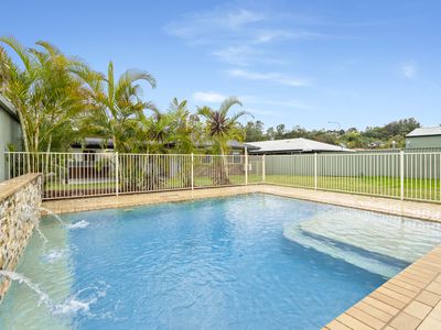 101 Universal Street, Oxenford