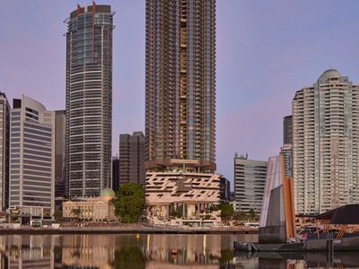 |  Queen Street, Brisbane