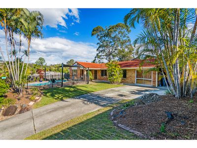 36 Broadway Dr, Oxenford