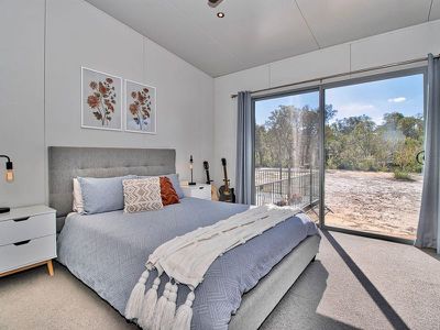 50 Tuart Close , Stake Hill