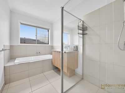 18 Yang Road, Mambourin