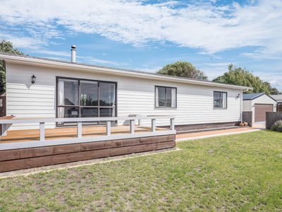 92 Queens Road, Waikanae Beach