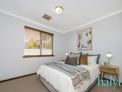 9 / 23 Kirkham Hill Terrace, Maylands