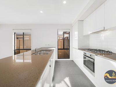 16 Xanadu Street, Gledswood Hills