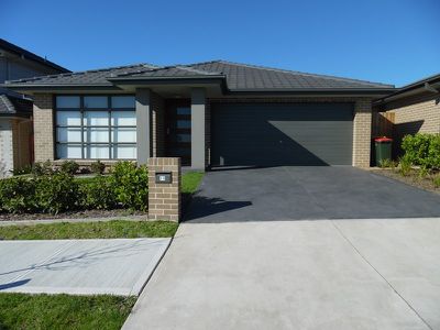 11 Rixon Street, Oran Park
