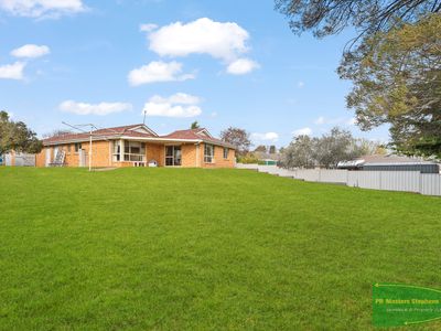 4 Finley Close, Windradyne