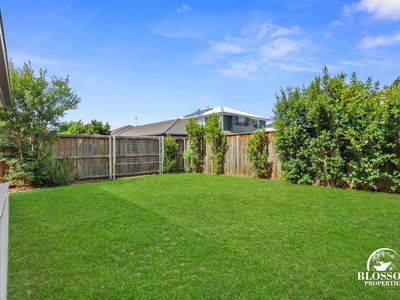 18  Sundowner Parkway (The Gables), Box Hill